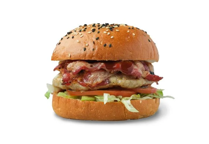 Бургер с цыплёнком и беконом